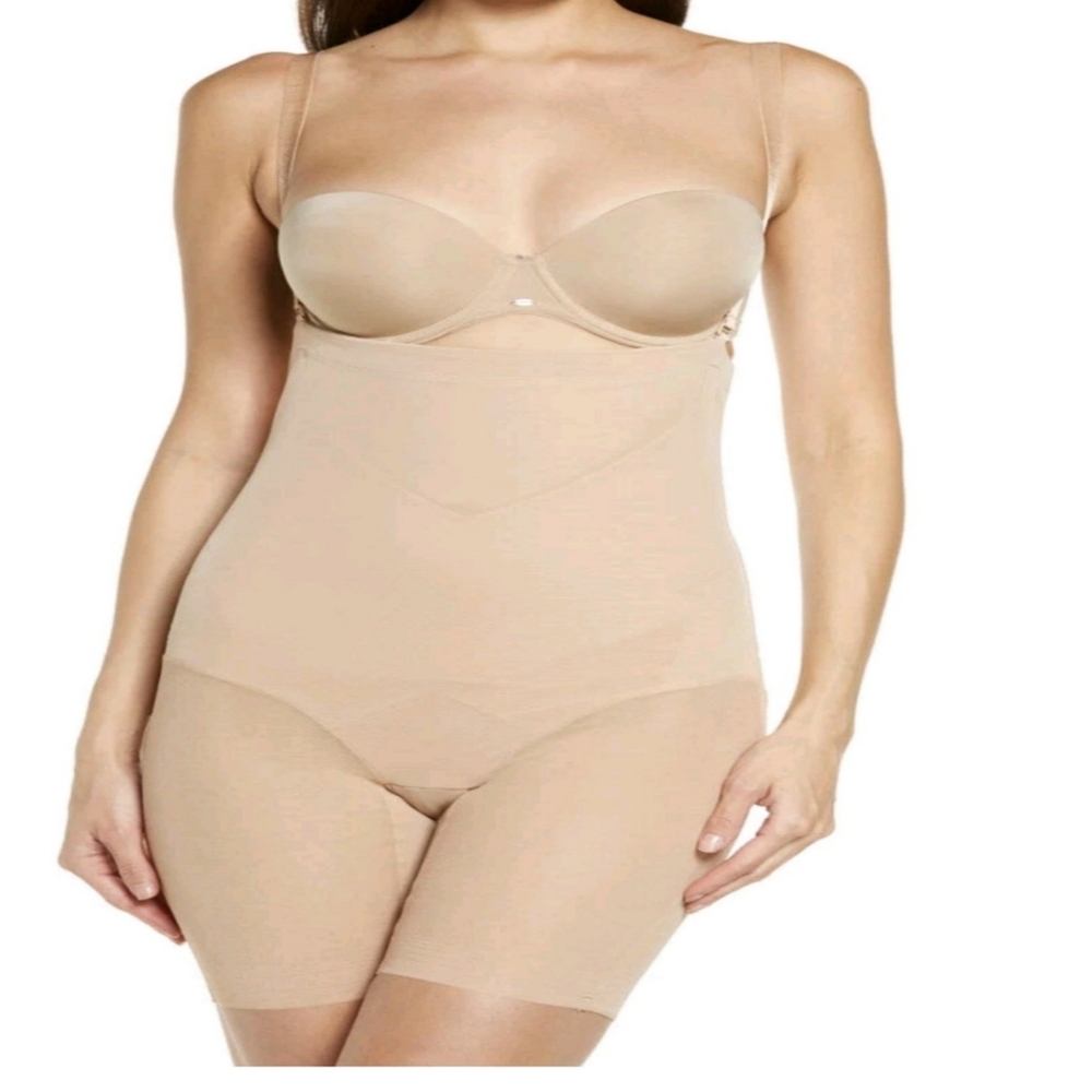 Honey Love Plus Size 2 X Nude Conpression Shapeweae